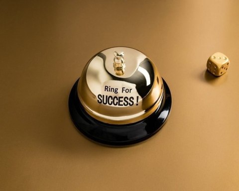 Biurkowy dzwonek na SUKCES (Ring for SUCCESS!) Biurkowy dzwonek na SUKCES (Ring for SUCCESS!)
