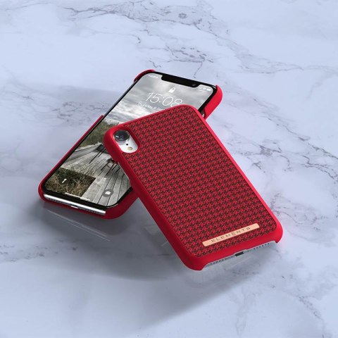 Nordic Elements Saeson Idun - Materiałowe etui iPhone XR (Red) Nordic Elements Saeson Idun - Materiałowe etui iPhone XR (Red)