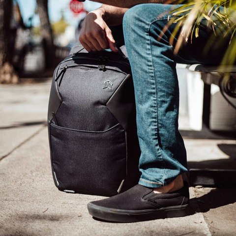 STM Myth Backpack 18L - Plecak MacBook Pro 15" / MacBook Pro 16" / Notebook 15" - 16" (Black) STM Myth Backpack 18L - Plecak MacBook Pro 15" / MacBook Pro 16" / Notebook 15" - 16" (Black)
