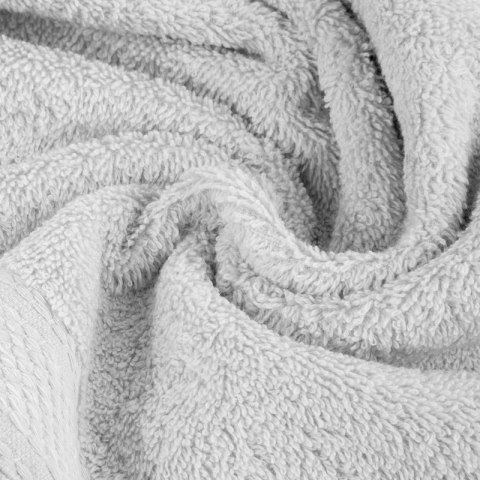 Ręcznik 70x140 Altea srebrny z ozdobną bordiurą z melanżowym pasem frotte 500 g/m2 Eurofirany Ręcznik 70x140 Altea srebrny z ozdobną bordiurą z melanżowym pasem frotte 500 g/m2 Eurofirany