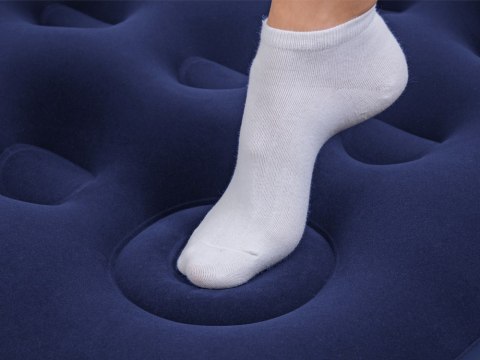 Bestway materac dmuchany Air Mattress Queen wbudowana pompka 203x152 67226 Bestway materac dmuchany Air Mattress Queen wbudowana pompka 203x152 67226