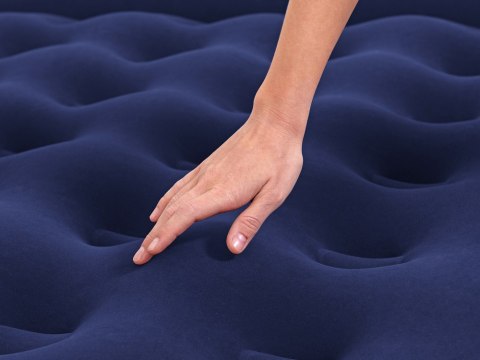 Bestway materac dmuchany Air Mattress Queen wbudowana pompka 203x152 67226 Bestway materac dmuchany Air Mattress Queen wbudowana pompka 203x152 67226