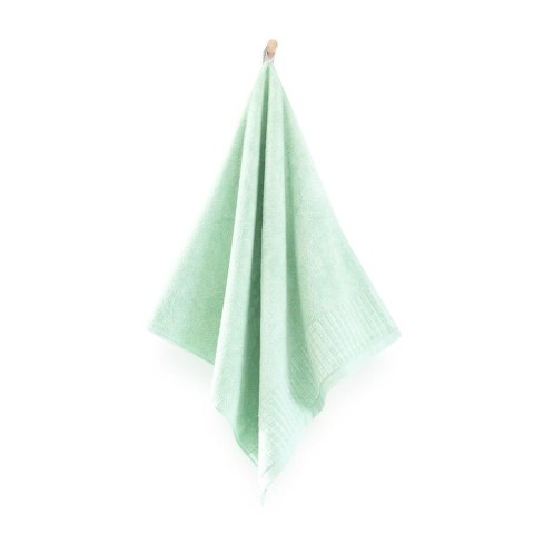 Ręcznik Paulo 3 AG 30x50 seledynowy jaśmin 8587/5546 500g/m2 Ręcznik Paulo 3 AG 30x50 seledynowy jaśmin 8587/5546 500g/m2