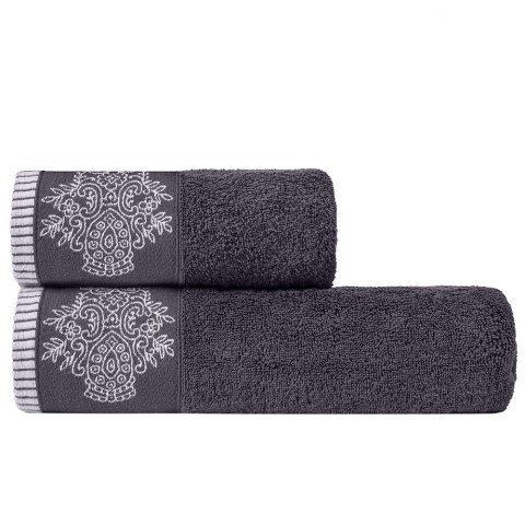 Ręcznik Gracja 70x140 grafitowy frotte z bordiurą w stylu orientalnym 550 g/m2 Ręcznik Gracja 70x140 grafitowy frotte z bordiurą w stylu orientalnym 550 g/m2