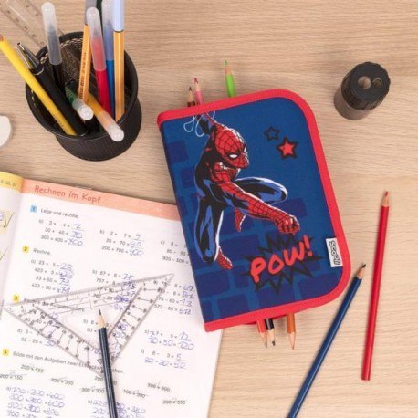 Piórnik z wyposażeniem, spider-man Piórnik z wyposażeniem, spider-man