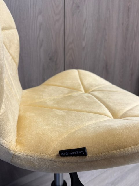 Krzesło obrotowe VASTO OFFICE VELVET BEIGE SMOKE Krzesło obrotowe VASTO OFFICE VELVET BEIGE SMOKE