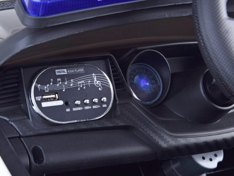 Auto na akumulator dla dziecka RADIOWÓZ policja pilot PA0218 Auto na akumulator dla dziecka RADIOWÓZ policja pilot PA0218