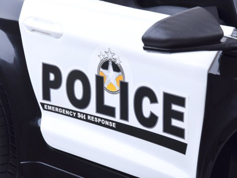 Auto na akumulator dla dziecka RADIOWÓZ policja pilot PA0218 Auto na akumulator dla dziecka RADIOWÓZ policja pilot PA0218