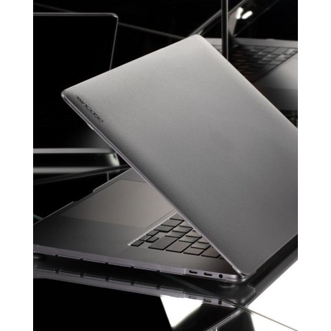 Incase Hardshell Case - Obudowa MacBook Pro 13" (M1/2020) (Dots/Black) Incase Hardshell Case - Obudowa MacBook Pro 13" (M1/2020) (Dots/Black)