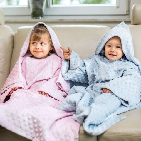 Kocyk zimowy Błękitny minky gruby koc z rękawkami Kocyk zimowy Błękitny minky gruby koc z rękawkami